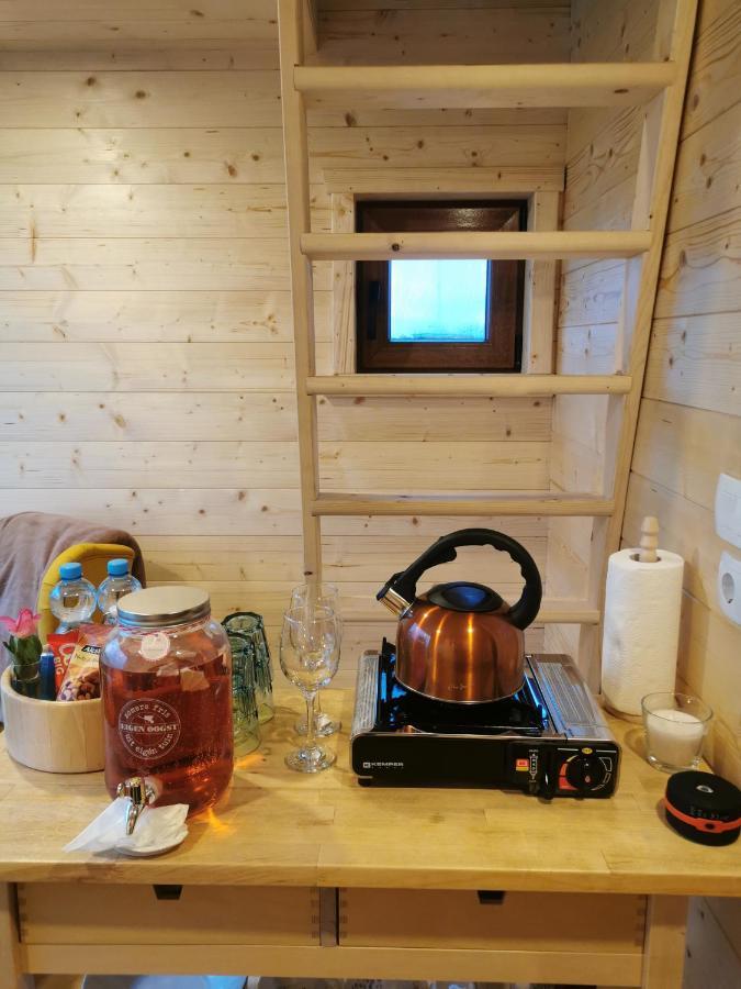 Treehome Tinyhouse Střítež Eksteriør bilde